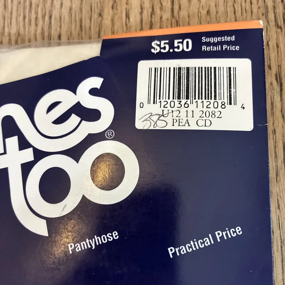 Hanes too Style 116 Pantyhose Sheer Sandalfoot Size CD Pearl Vintage